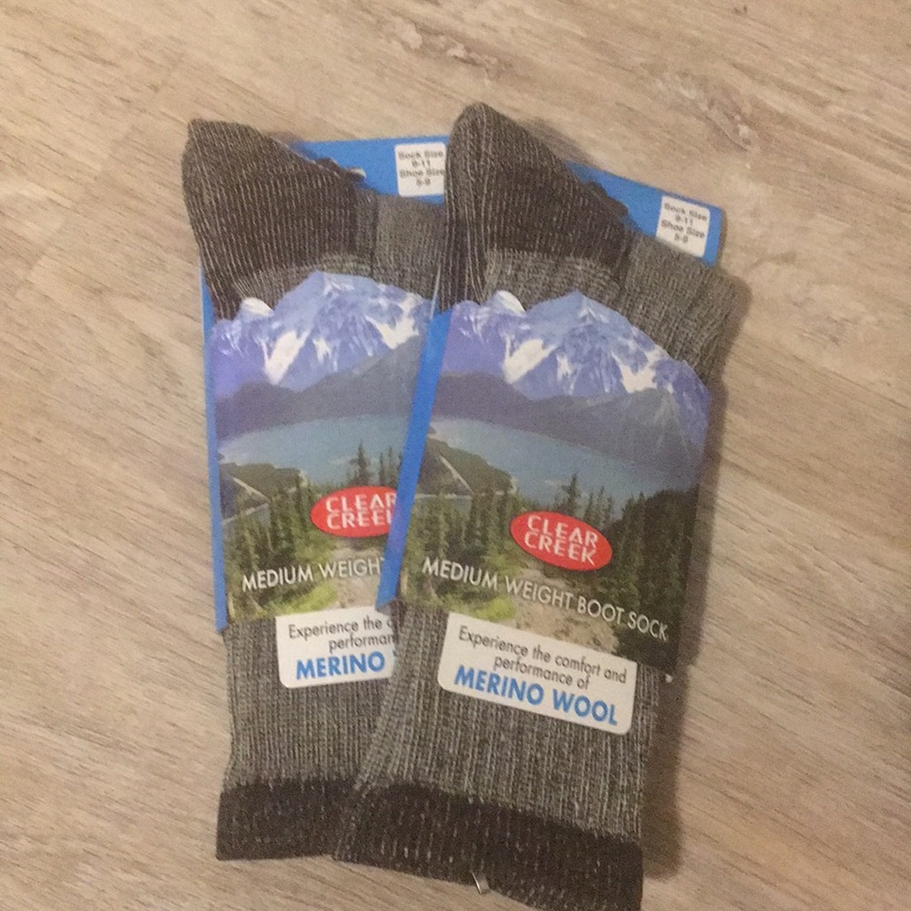Merino Wool moisture wicking Hiking socks 2 pairs